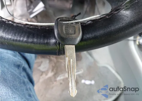 1996 Honda Accord Lx/Ex from USA, damaged, VIN 1HGCD5635TA201540